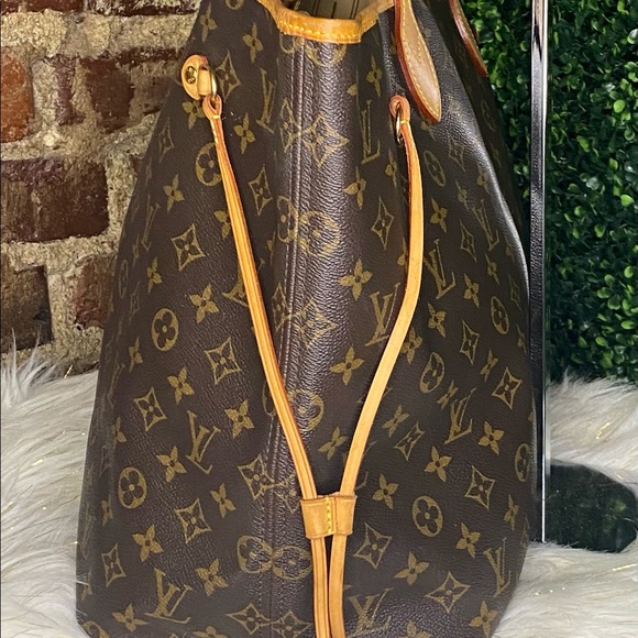 Product details: Authentic Preloved Neverfull GM - Picture 5 of 9